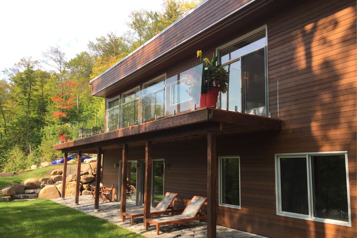 Why Glass Railings Are a Modern Upgrade Over Traditional Wood Railings