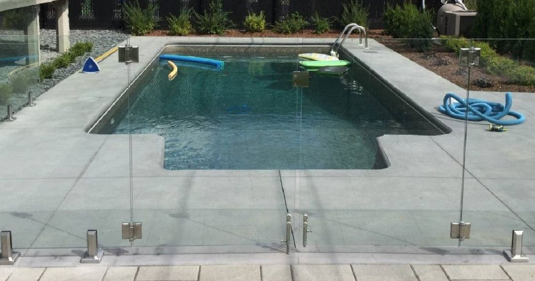 glass railing cost