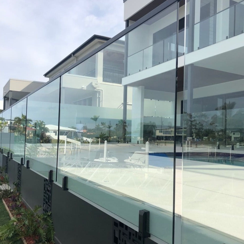 Transparent Guard Railing #1 Glass Railings & Panels Supplier in Canada - RF Transparent