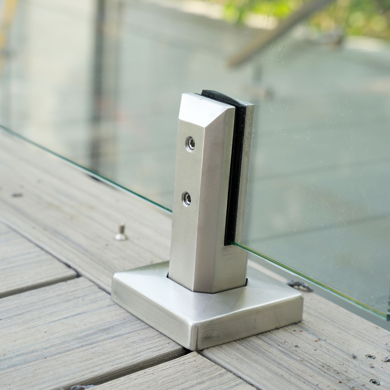 frameless glass railing